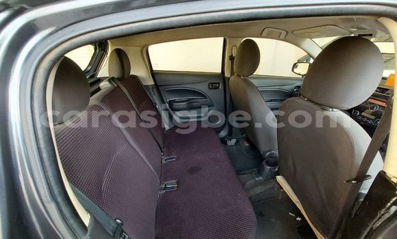 Acheter Occasion Voiture Mitsubishi Mirage Noir à Lomé, Togo Acheter Occasion Voiture Mitsubishi Mirage Noir à Lomé, Togo