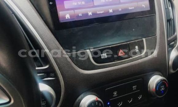 Acheter Occasion Voiture Hyundai Tucson Rouge à Lomé, Togo Acheter Occasion Voiture Hyundai Tucson Rouge à Lomé, Togo