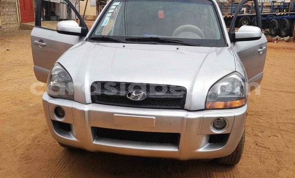 Buy Used Hyundai Tucson Silver Car in Lome in Togo Buy Used Hyundai Tucson Silver Car in Lome in Togo