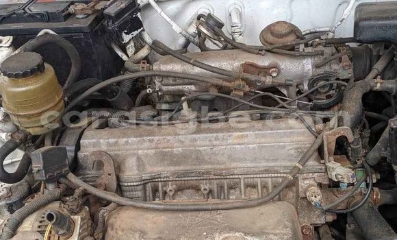 Buy Used Toyota RAV4 White Car in Lome in Togo Buy Used Toyota RAV4 White Car in Lome in Togo