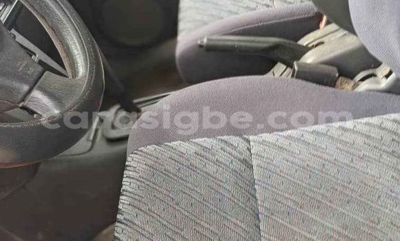 Buy Used Toyota RAV4 White Car in Lome in Togo Buy Used Toyota RAV4 White Car in Lome in Togo