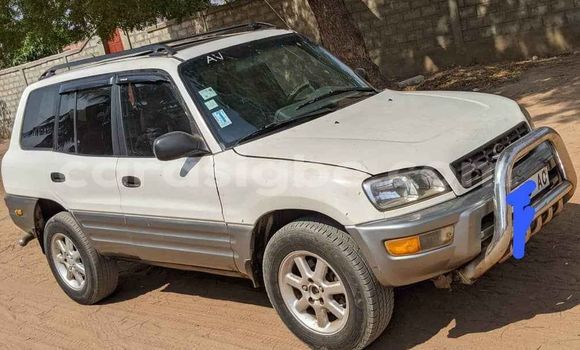 Buy Used Toyota RAV4 White Car in Lome in Togo Buy Used Toyota RAV4 White Car in Lome in Togo