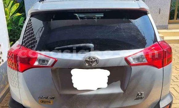 Buy Used Toyota RAV4 Silver Car in Lome in Togo Buy Used Toyota RAV4 Silver Car in Lome in Togo