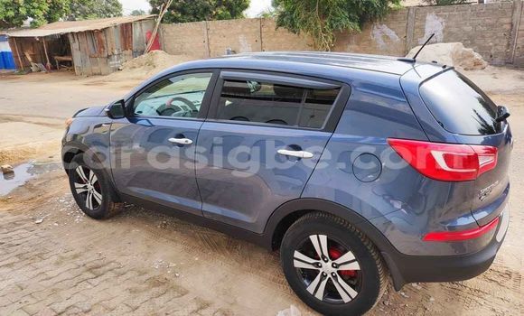 Buy Used Kia Sportage Blue Car in Lome in Togo Buy Used Kia Sportage Blue Car in Lome in Togo