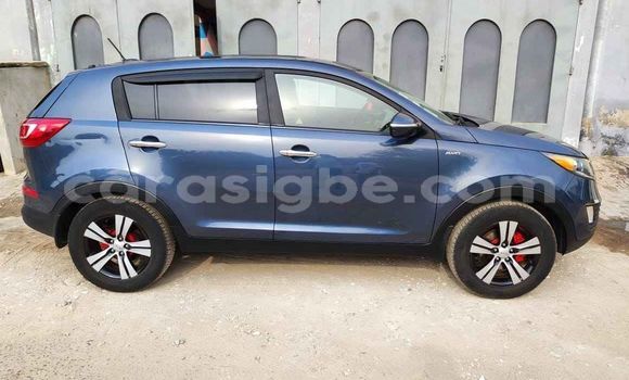 Buy Used Kia Sportage Blue Car in Lome in Togo Buy Used Kia Sportage Blue Car in Lome in Togo