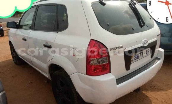 Buy Used Hyundai Tucson White Car in Lome in Togo Buy Used Hyundai Tucson White Car in Lome in Togo