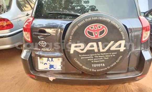 Buy Used Toyota RAV4 Blue Car in Lome in Togo Buy Used Toyota RAV4 Blue Car in Lome in Togo