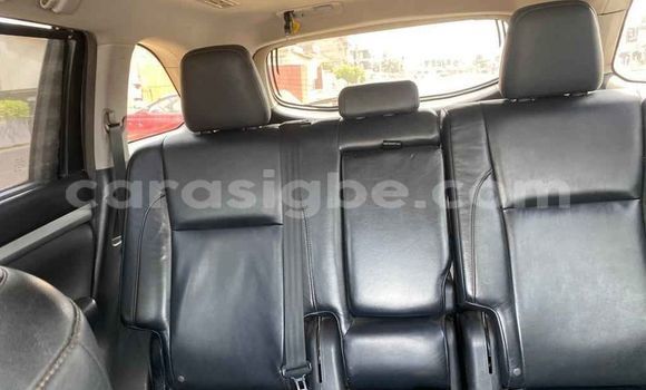 Buy Used Toyota Highlander White Car in Lome in Togo Buy Used Toyota Highlander White Car in Lome in Togo
