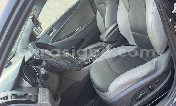 Buy Used Hyundai Sonata Blue Car in Lome in Togo Buy Used Hyundai Sonata Blue Car in Lome in Togo