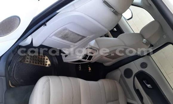 Buy Used Land Rover Range Rover White Car in Lome in Togo Buy Used Land Rover Range Rover White Car in Lome in Togo