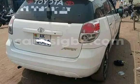 Buy Used Toyota Matrix White Car in Lome in Togo Buy Used Toyota Matrix White Car in Lome in Togo
