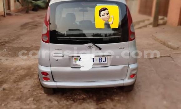 Buy Used Toyota Yaris Verso Silver Car in Lome in Togo Buy Used Toyota Yaris Verso Silver Car in Lome in Togo