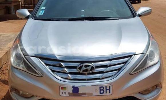 Buy Used Hyundai Sonata Silver Car in Lome in Togo Buy Used Hyundai Sonata Silver Car in Lome in Togo