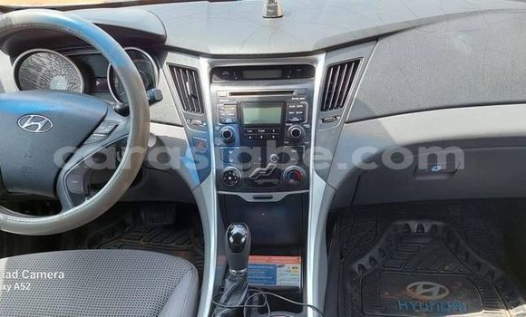 Buy Used Hyundai Sonata Silver Car in Lome in Togo Buy Used Hyundai Sonata Silver Car in Lome in Togo