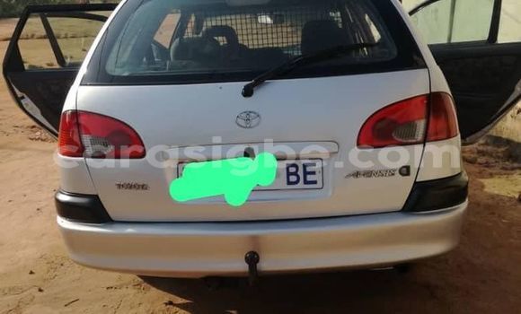 Buy Used Toyota Avensis Silver Car in Lome in Togo Buy Used Toyota Avensis Silver Car in Lome in Togo