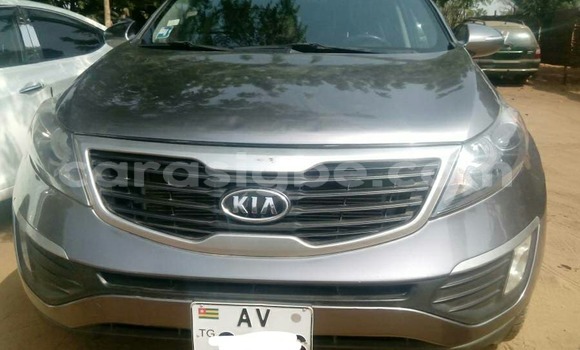 Buy Used Kia Sportage Silver Car in Lome in Togo Buy Used Kia Sportage Silver Car in Lome in Togo