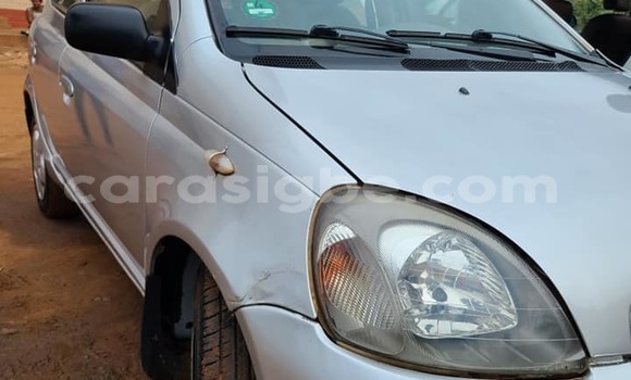 Buy Used Toyota Yaris Silver Car in Lome in Togo Buy Used Toyota Yaris Silver Car in Lome in Togo