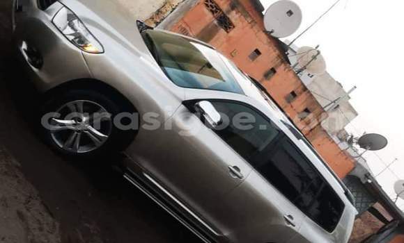 Buy Used Toyota Highlander Silver Car in Lome in Togo Buy Used Toyota Highlander Silver Car in Lome in Togo