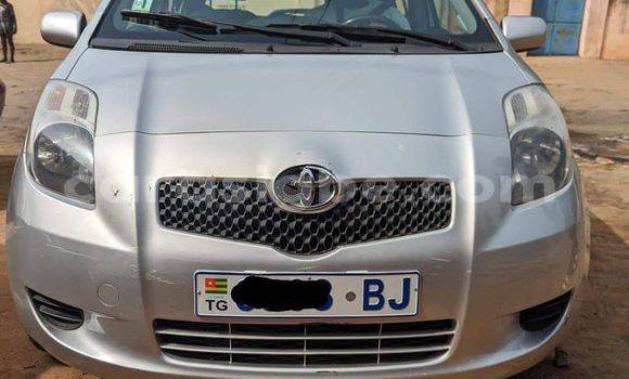Buy Used Toyota Yaris Silver Car in Lome in Togo Buy Used Toyota Yaris Silver Car in Lome in Togo