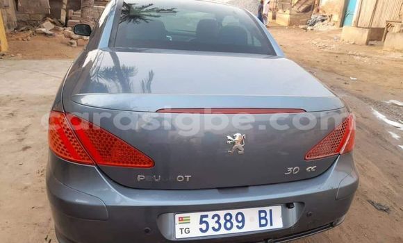 Buy Used Peugeot 306 Blue Car in Lome in Togo Buy Used Peugeot 306 Blue Car in Lome in Togo