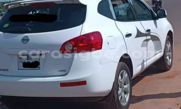 Buy Used Nissan Rogue White Car in Lome in Togo Buy Used Nissan Rogue White Car in Lome in Togo