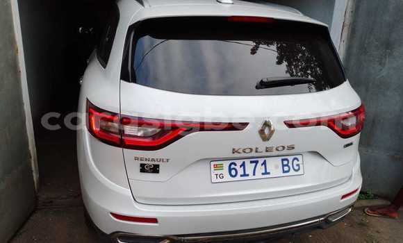 Acheter Occasion Voiture Renault Koleos Blanc à Lomé, Togo Acheter Occasion Voiture Renault Koleos Blanc à Lomé, Togo