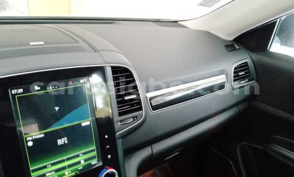 Acheter Occasion Voiture Renault Koleos Blanc à Lomé, Togo Acheter Occasion Voiture Renault Koleos Blanc à Lomé, Togo