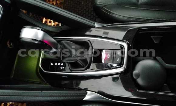 Acheter Occasion Voiture Renault Koleos Blanc à Lomé, Togo Acheter Occasion Voiture Renault Koleos Blanc à Lomé, Togo