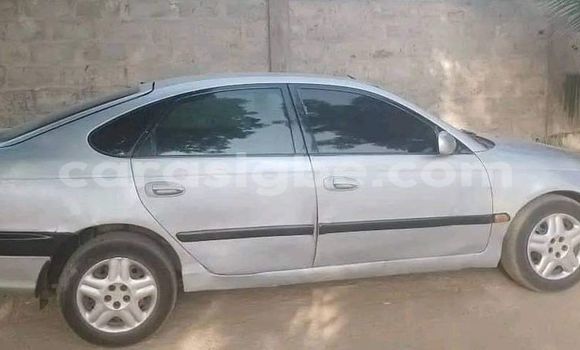 Acheter Occasion Voiture Toyota Avensis Gris à Lomé, Togo Acheter Occasion Voiture Toyota Avensis Gris à Lomé, Togo