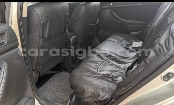 Buy Used Toyota Avensis Silver Car in Lome in Togo Buy Used Toyota Avensis Silver Car in Lome in Togo