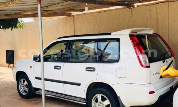 Acheter Occasion Voiture Nissan X–Trail Blanc à Lomé, Togo Acheter Occasion Voiture Nissan X–Trail Blanc à Lomé, Togo