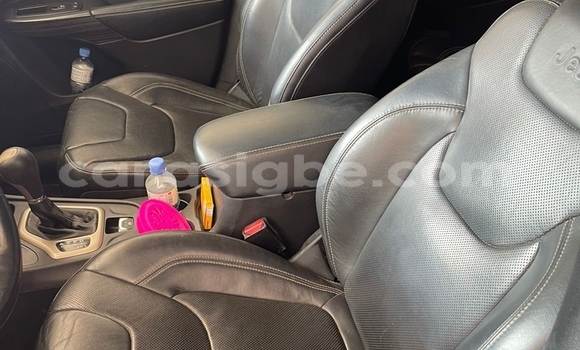 Acheter Occasion Voiture Jeep Grand Cherokee Noir à Lomé, Togo Acheter Occasion Voiture Jeep Grand Cherokee Noir à Lomé, Togo