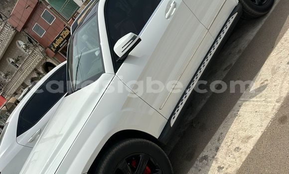 Acheter Occasion Voiture Mercedes-Benz GLC 250D Blanc à Lomé, Togo Acheter Occasion Voiture Mercedes-Benz GLC 250D Blanc à Lomé, Togo