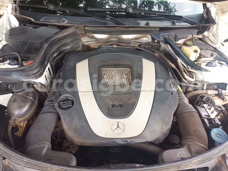 Big with watermark mercedes benz glc 250d togo lome 7854