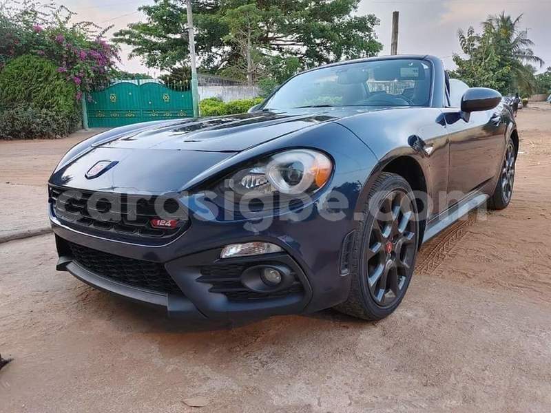 Big with watermark fiat 124 spider togo lome 7860