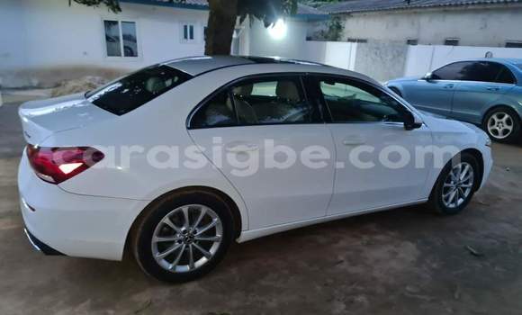 Acheter Occasion Voiture Mercedes‒Benz A-klasse AMG Blanc à Lomé, Togo Acheter Occasion Voiture Mercedes‒Benz A-klasse AMG Blanc à Lomé, Togo