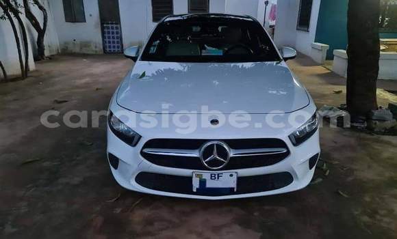 Acheter Occasion Voiture Mercedes‒Benz A-klasse AMG Blanc à Lomé, Togo Acheter Occasion Voiture Mercedes‒Benz A-klasse AMG Blanc à Lomé, Togo