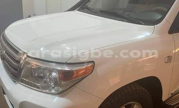 Acheter Occasion Voiture Toyota Land Cruiser Blanc à Lomé, Togo Acheter Occasion Voiture Toyota Land Cruiser Blanc à Lomé, Togo