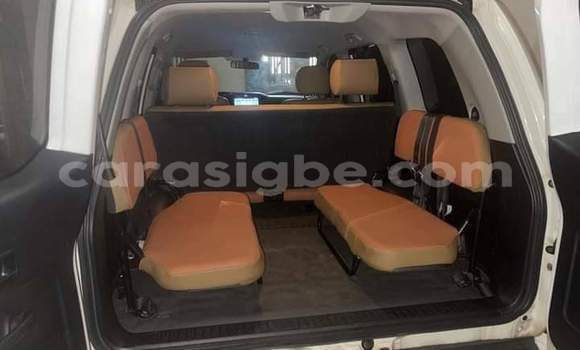 Acheter Occasion Voiture Toyota Land Cruiser Blanc à Lomé, Togo Acheter Occasion Voiture Toyota Land Cruiser Blanc à Lomé, Togo