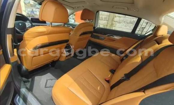 Acheter Occasion Voiture BMW 7-Series Bleu à Lomé, Togo Acheter Occasion Voiture BMW 7-Series Bleu à Lomé, Togo