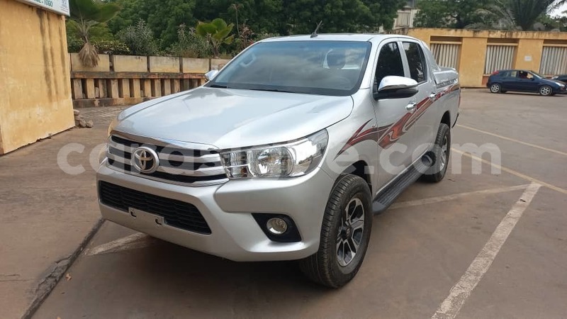 Big with watermark toyota hilux togo lome 7869
