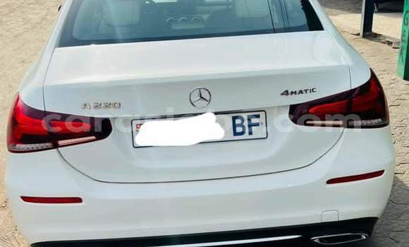 Acheter Occasion Voiture Mercedes‒Benz A-klasse AMG Blanc à Lomé, Togo Acheter Occasion Voiture Mercedes‒Benz A-klasse AMG Blanc à Lomé, Togo