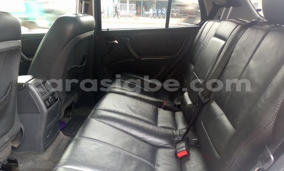 Buy Used Mercedes‒Benz ML–Class Silver Car in Lome in Togo Buy Used Mercedes‒Benz ML–Class Silver Car in Lome in Togo