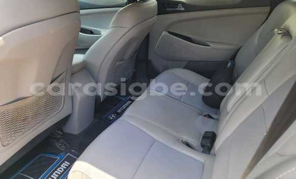 Acheter Occasion Voiture Toyota RAV4 Blanc à Lomé, Togo Acheter Occasion Voiture Toyota RAV4 Blanc à Lomé, Togo