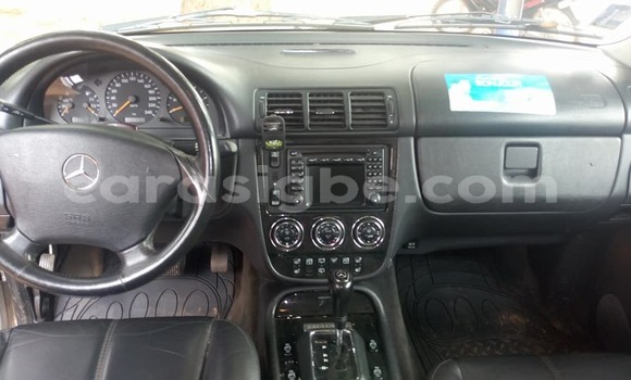Buy Used Mercedes‒Benz ML–Class Silver Car in Lome in Togo Buy Used Mercedes‒Benz ML–Class Silver Car in Lome in Togo