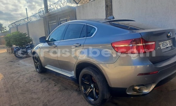 Acheter Occasion Voiture BMW X6 Gris à Lomé, Togo Acheter Occasion Voiture BMW X6 Gris à Lomé, Togo