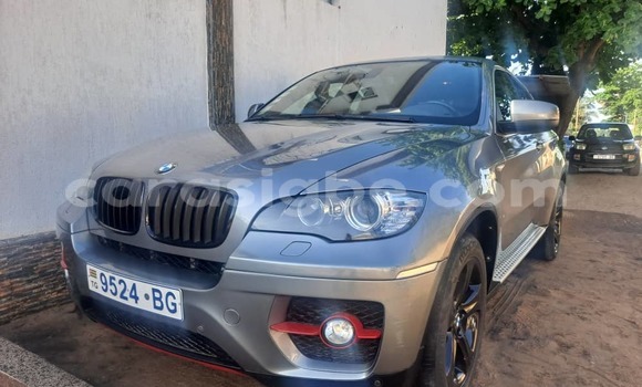 Acheter Occasion Voiture BMW X6 Gris à Lomé, Togo Acheter Occasion Voiture BMW X6 Gris à Lomé, Togo