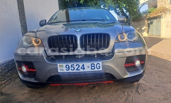 Acheter Occasion Voiture BMW X6 Gris à Lomé, Togo Acheter Occasion Voiture BMW X6 Gris à Lomé, Togo