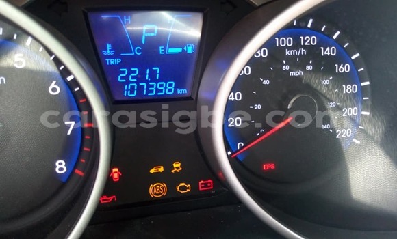 Buy Used Hyundai Tucson Silver Car in Lome in Togo Buy Used Hyundai Tucson Silver Car in Lome in Togo