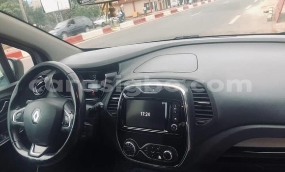 Acheter Occasion Voiture Renault Captur Gris à Lomé, Togo Acheter Occasion Voiture Renault Captur Gris à Lomé, Togo